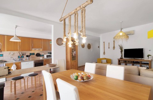 Santa Luzia Apartment | Apartment 'Mare Cheia' with Shared Pool, Wi-Fi and Air Conditioning