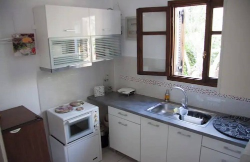 Edipsos Apartment | Apartment 'Maria's House 2' with Mountain View, Wi-Fi and Air Conditioning