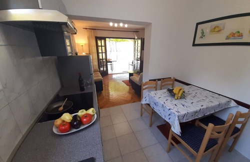 Broce Apartment | Apartment Marin (10895-A1) - Ston