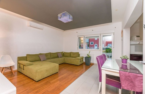 Strozanac Apartment | Apartment Mario
