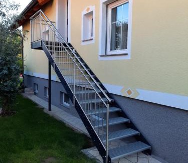 Schallaburg Apartment | Apartment Martin