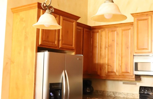 Washington Apartment | Apartment Master Suite at Cornerstone Inn