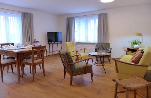 Schwenden Apartment | Apartment Matte - Alte Post by Interhome