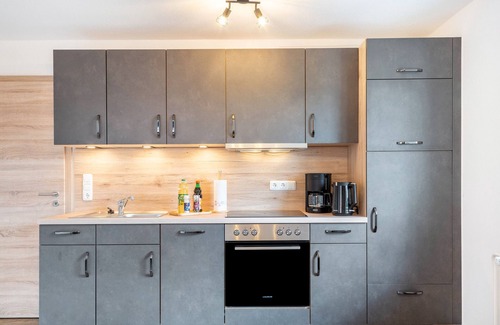 Arnstorf Apartment | Apartment 'Mayerhofer 2' with Shared Terrace, Shared Garden and Wi-Fi