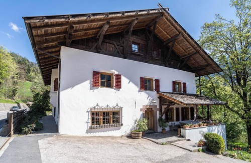 San Pancrazio Apartment | Apartment 'Mayrhof Tanne' with Mountain View, Wi-Fi, Balcony & Garden