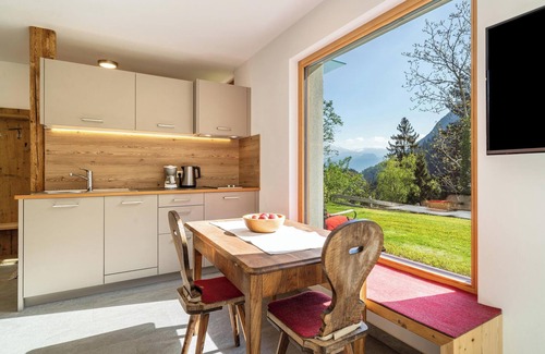 San Pancrazio Apartment | Apartment 'Mayrhof Vergissmeinnicht' with Mountain View, Wi-Fi, Balcony & Garden