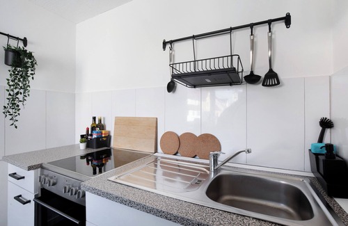 Nuertingen Apartment | Apartment 'Mb Homes Nürtingen Fewo2' with Wi-Fi