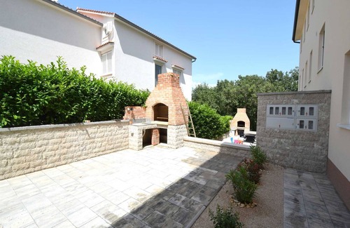 Cizici Apartment | Apartment Medna B2 on the Ground Floor