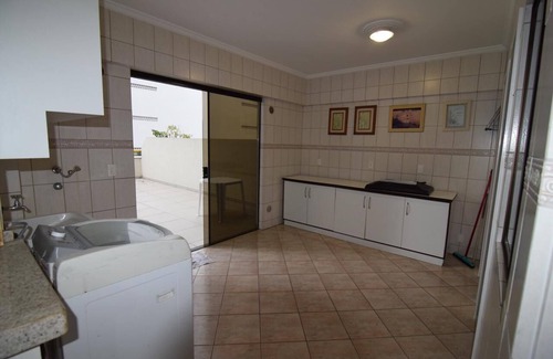 Andorinha House | Apartment Meia praia Private pool 04 bedrooms 02 parking spaces