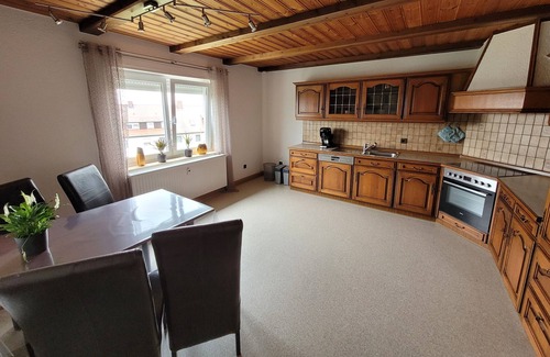 Wackersdorf Apartment | Apartment 'Melanie - Oberpfälzer Seenland' with Wi-Fi
