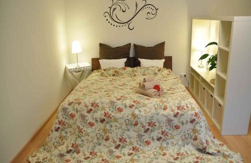 Stuhlinger-Eschholz Apartment | Apartment Mida