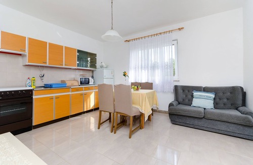 Senj Apartment | Apartment Milka i Milan (68061-A1) - Senj