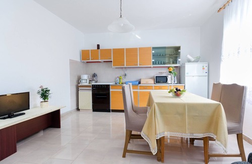 Senj Apartment | Apartment Milka i Milan (68061-A1) - Senj