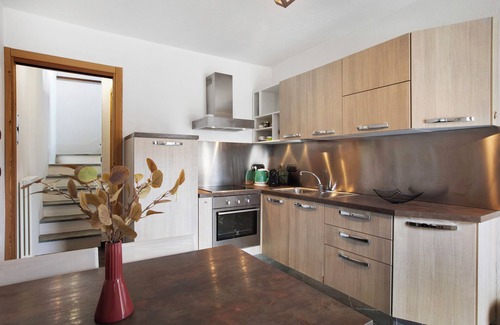 La Cretaz-Roisan Apartment | Apartment 'Mini House' with Mountain View, Private Terrace and Private Garden