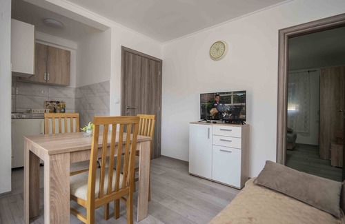 Ravno Apartment | Apartment Miske - One Bedroom Apartment with Balcony