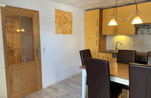 Blasiwald Apartment | Apartment 'Mit 2 Schlafzimmer' with Mountain View, Private Terrace and Wi-Fi