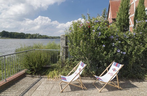 Lauenburg an der Elbe Apartment | Apartment mit Flussterrasse
