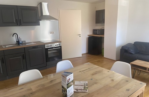 Ravensburg Apartment | Apartment 'Mit Giebelzimmer' with Shared Garden and Wi-Fi