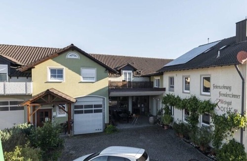 Nordheim a. Main Apartment | Apartment mit Küchenzeile & Wohn-/Schlafkombination für bis zu 3 Personen