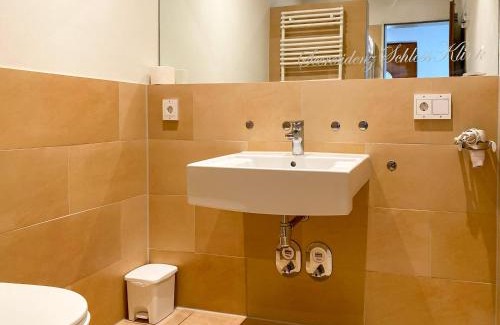 Muritz Apartment | Apartment mit Seeblick - 950 m zum Hundestrand - Wiesengeflüster