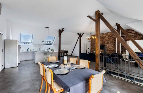Neukirchen-Vluyn Apartment | Apartment 'Mitten Im Grünen Loft' with Wi-Fi
