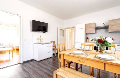 Memmingen Apartment | Apartment Mittelstation 5 Buxacher Straße 23 mit Motorradvermietung