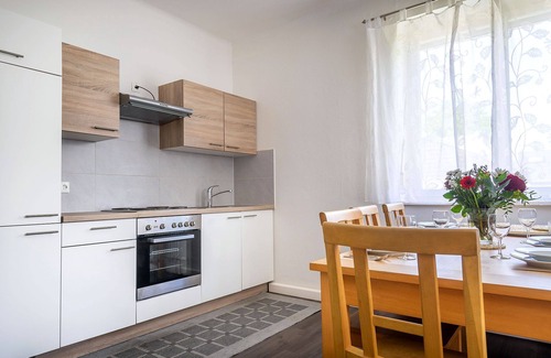 Memmingen Apartment | Apartment Mittelstation 5 Buxacher Straße 23 mit Motorradvermietung