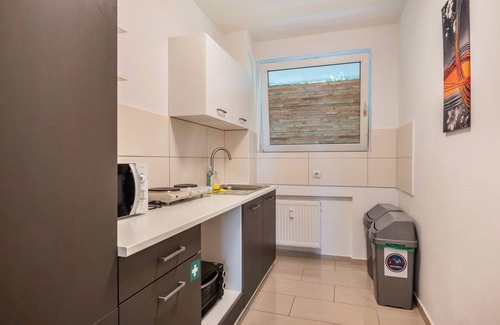 Delmenhorst Apartment | Apartment 'Mk Apartments Delmenhorst 1' with Balcony and Wi-Fi