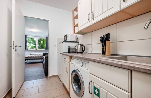 Delmenhorst Apartment | Apartment 'Mk Delmenhorst 4' with Balcony and Wi-Fi