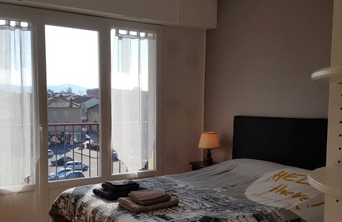 Montrond-les-Bains Apartment | Apartment Montrond-les-Bains, 1 bedroom, 2 persons