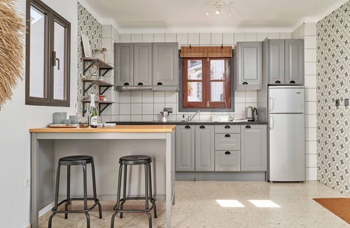 Chimenea Apartment | Apartment 'Modern Sea View Nerja' with Sea View, Wi-Fi and Air Conditioning