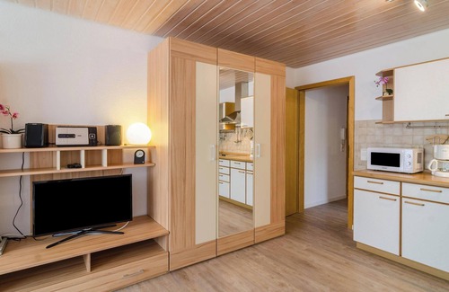 Salem Apartment | Apartment "Möhrle" with Mountain View, Terrace & Wi-Fi