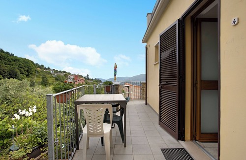 Ricco del Golfo di Spezia Apartment | Apartment 'Monolocale Arianna 2' with Wi-Fi