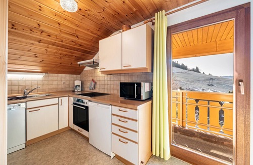 Todtnauberg Apartment | Apartment 'Morgensonne' with Mountain View, Shared Terrace and Wi-Fi