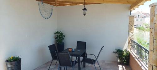 Kastela Apartment | Apartment Mornar