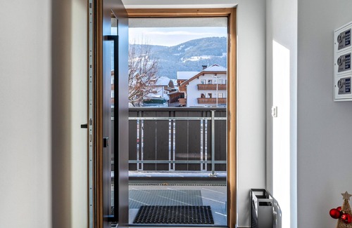 Valdaora di Mezzo Apartment | Apartment 'Mountain Meadows Apt 3' with Mountain View and Wi-Fi