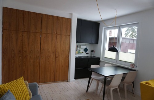 Braunlage Apartment | Apartment 'Muggelbude' with Mountain View, Shared Garden and Wi-Fi