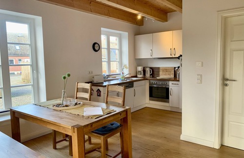Gross Schwansee House | Apartment Muschel, 10 minutes to the natural beach