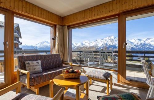 Saint-Pierre-de-Clages Apartment | Apartment Muverans I L2 by Interhome