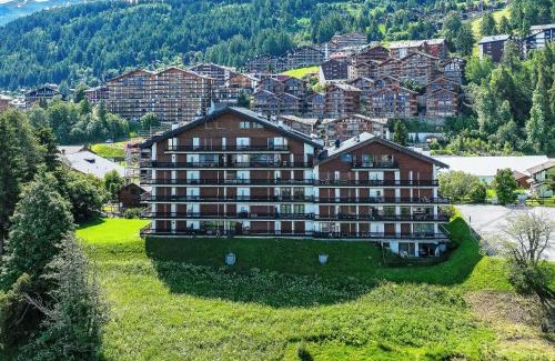 Saint-Pierre-de-Clages Apartment | Apartment Muverans I L2 by Interhome