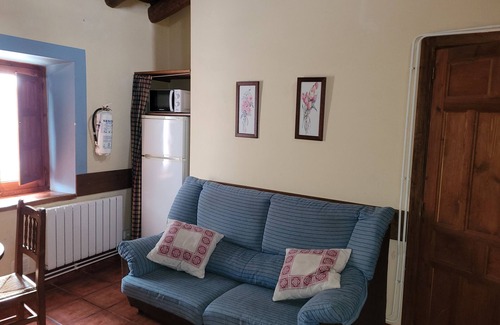 Caravaca de la Cruz Apartment | Apartment 'Noguericas 2' with Private Pool, Wi-Fi and Air Conditioning