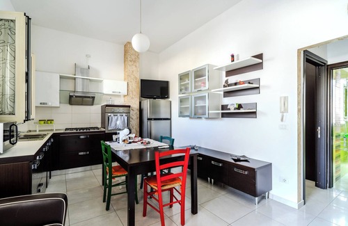 Montesano Salentino Apartment | Apartment 'Nonna Rosa' with Private Terrace, Wi-Fi and Air Conditioning