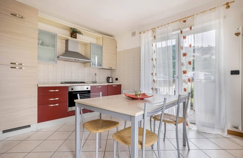 Torbole sul Garda Apartment | Apartment 'N5 Appartamento Viola' with Mountain View, Private Terrace and Shared Garden