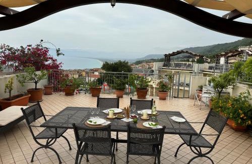 Pizzo Apartment | Apartment Napitia Hills