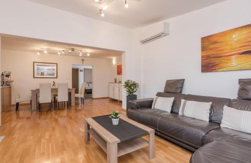 Island Dugi Otok Apartment | Apartment Natalie Sea View with 3 Bedrooms and everything is air-conditioned