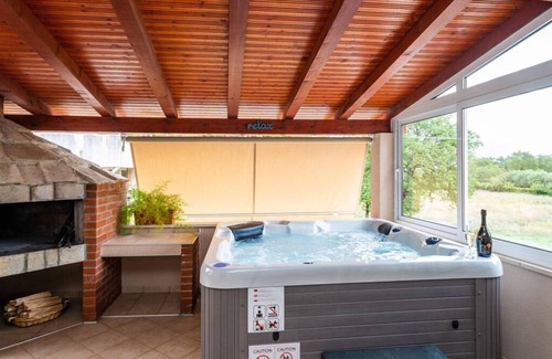 Zupa dubrovacka Apartment | Apartment Nature View - Three Bedroom Apartment with Jacuzzi