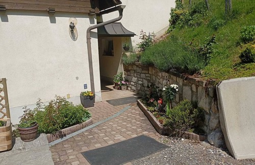 Frantschach-Sankt Gertraud Apartment | Apartment 'Naturoase' with Mountain View, Shared Terrace and Wi-Fi