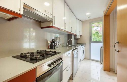 Navas Apartment | Apartment "Navas 2" with Balconies & Wi-Fi