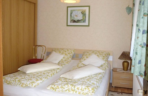 Hullersen Apartment | Apartment near the forest in Hullersen
