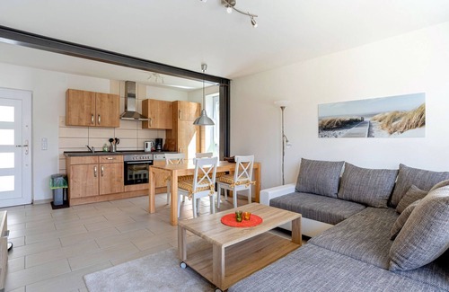 Eutin Apartment | Apartment near Baltic Sea and Fishing River